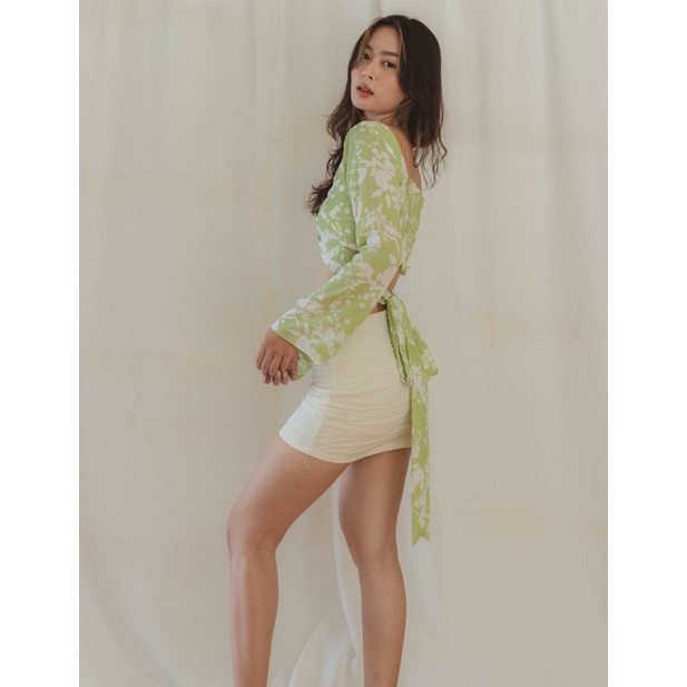 Áo thắt nơ lưng DRESSIE - Jinx long sleeve crop top