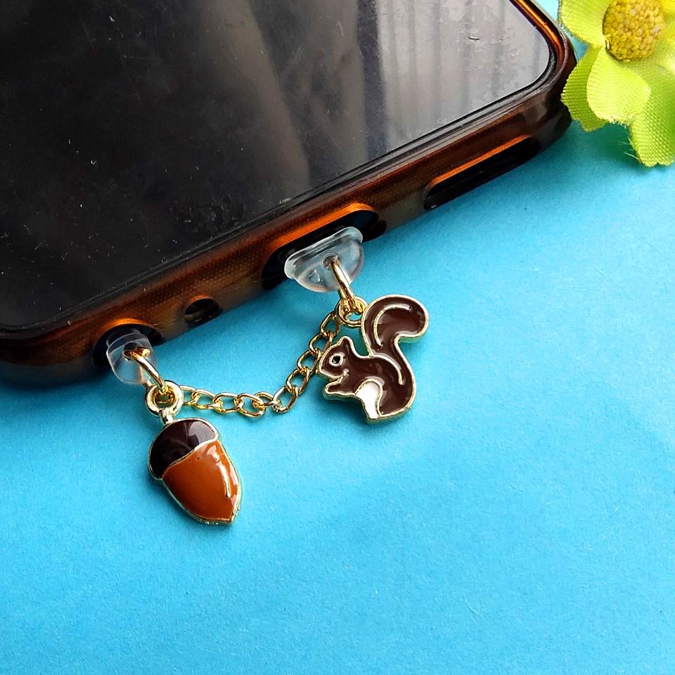 Nút Bịt Cổng Sạc Điện Thoại Di Động Chống Bụi Hình Chú Sóc Dễ Thương
