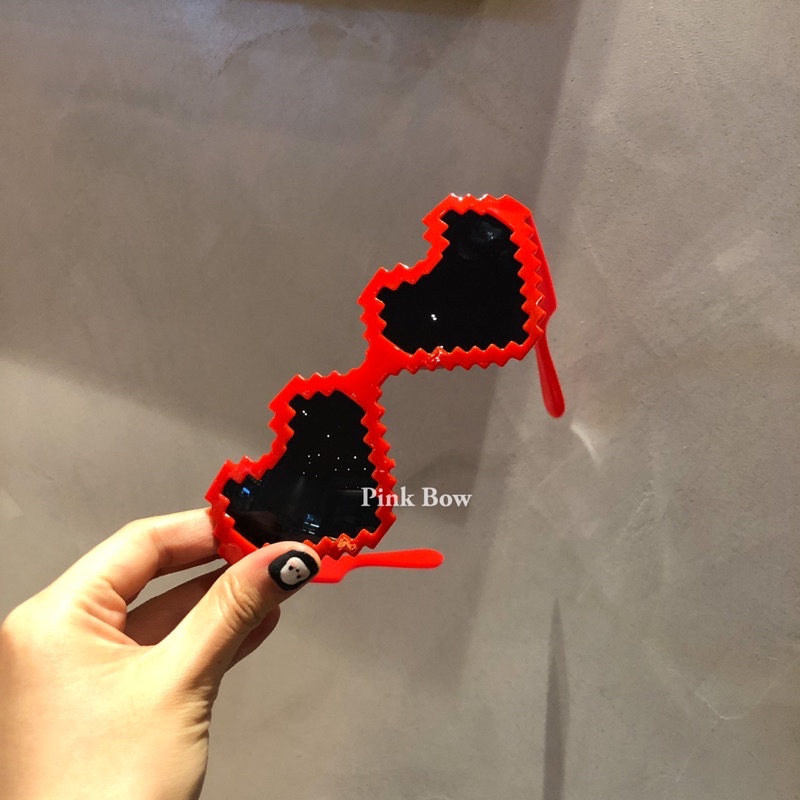 Mắt Kính Nhựa Độc Lạ Hình Trái Tim Kim Tuyến/Trái Cherry Đủ Màu Sắc Cute