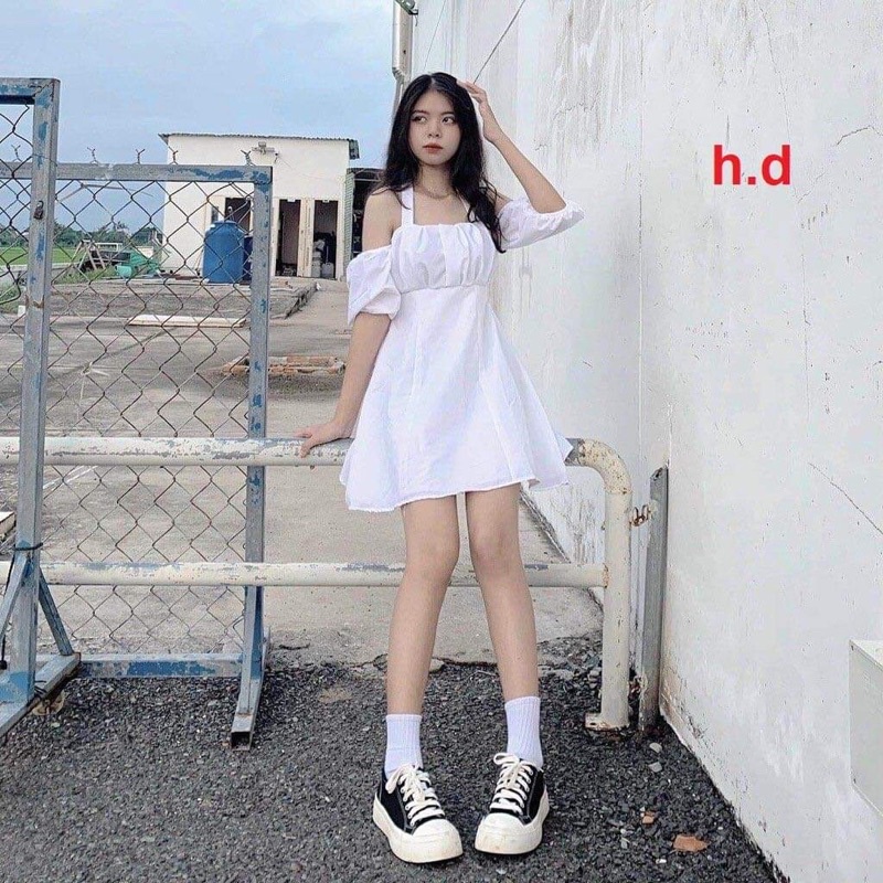 Váy đầm nữ cổ yếm buộc dây trễ hở vai nhún ngực màu đen, trắng dáng chữ A, xòe ngắn mini freesize sexy hàn quốc