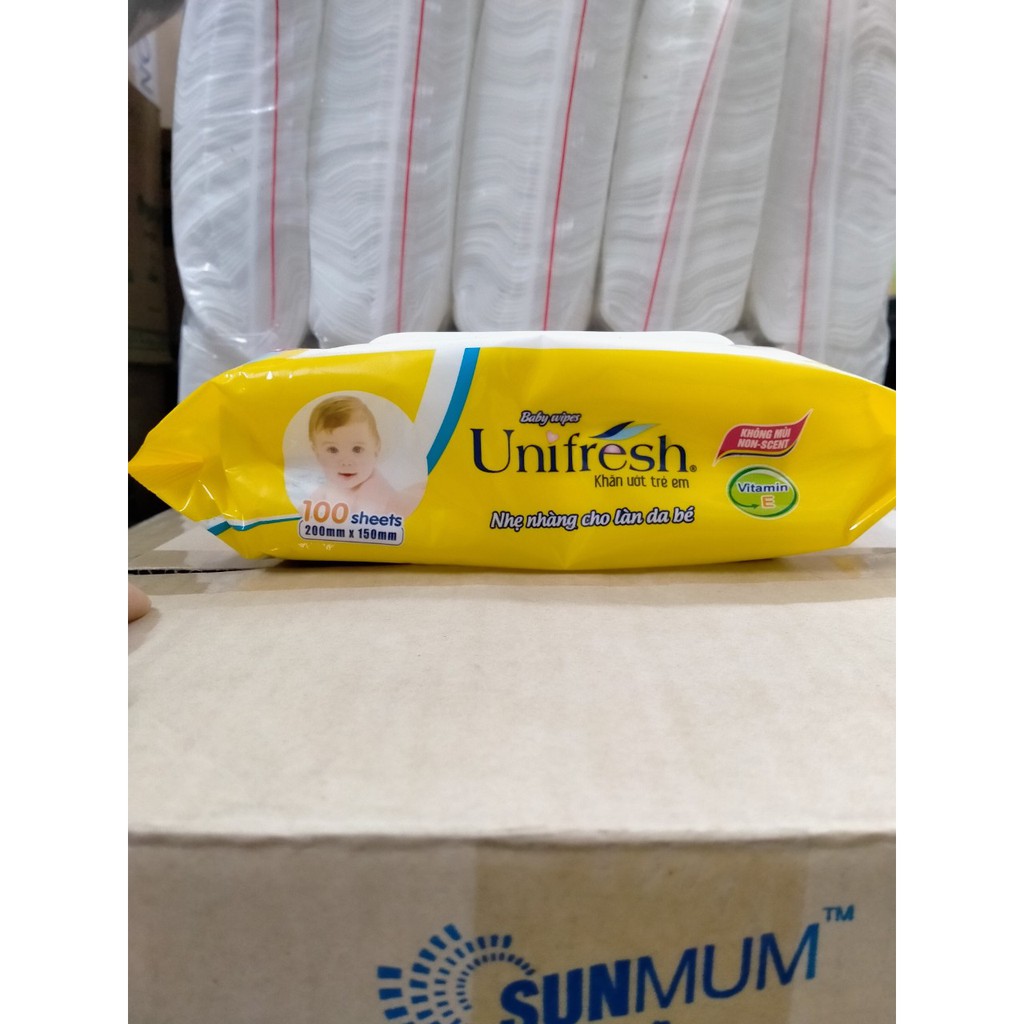 Khăn ướt AGI/ UNIFRESH 100 tờ vitamin  - không mùi không chất bảo quản