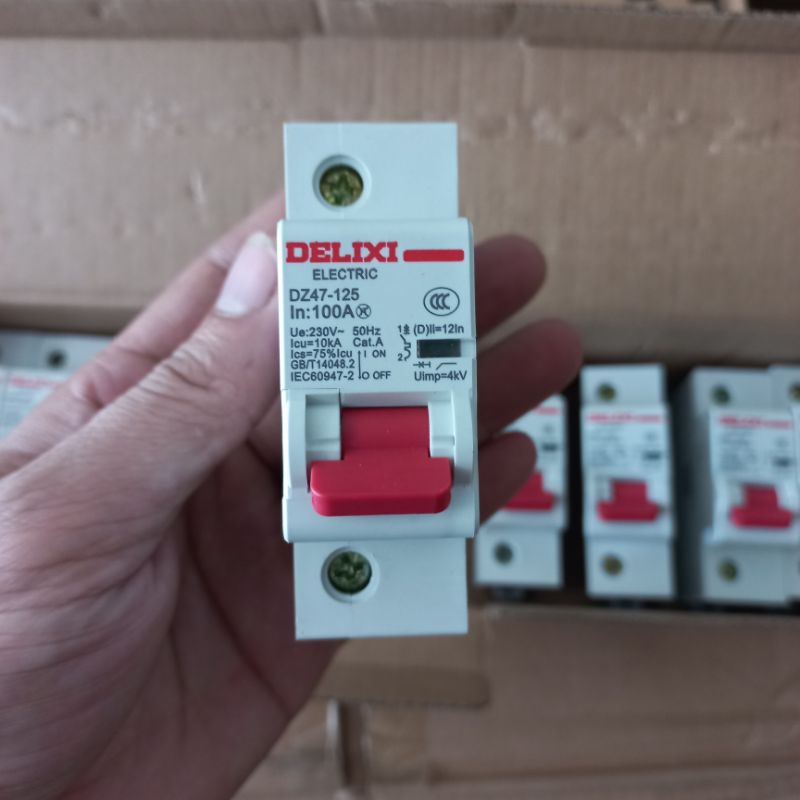 Atomat 3 pha 100A hàng xịn Delixi