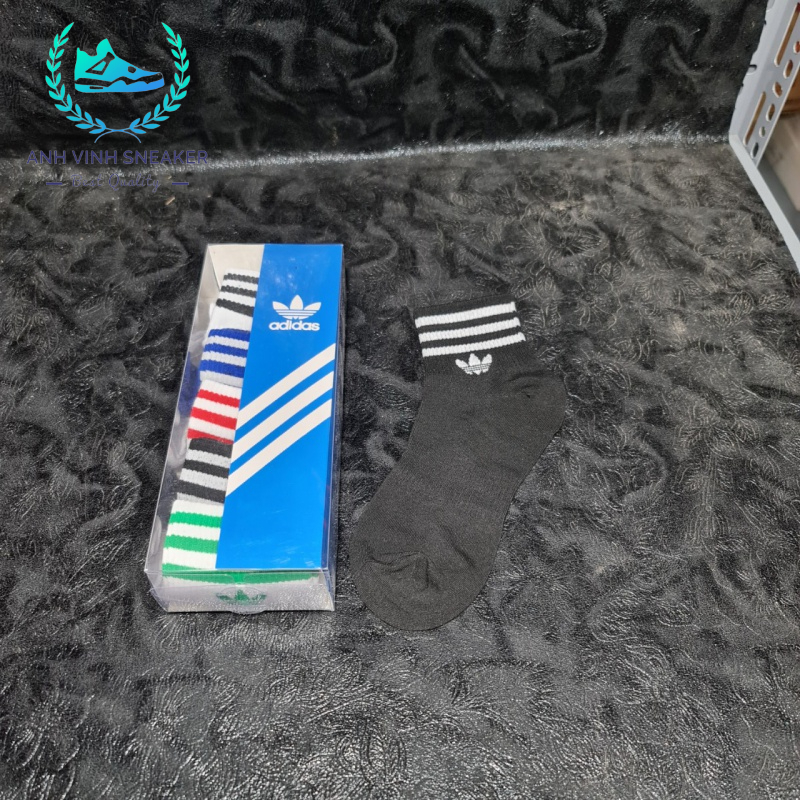 Tất Vớ Adidas Cổ Trung Nam Nữ Đen Trắng Xanh Nhiều Màu Cao Cấp 3 Sọc Logo 3 Lá Hộp 5 Đôi