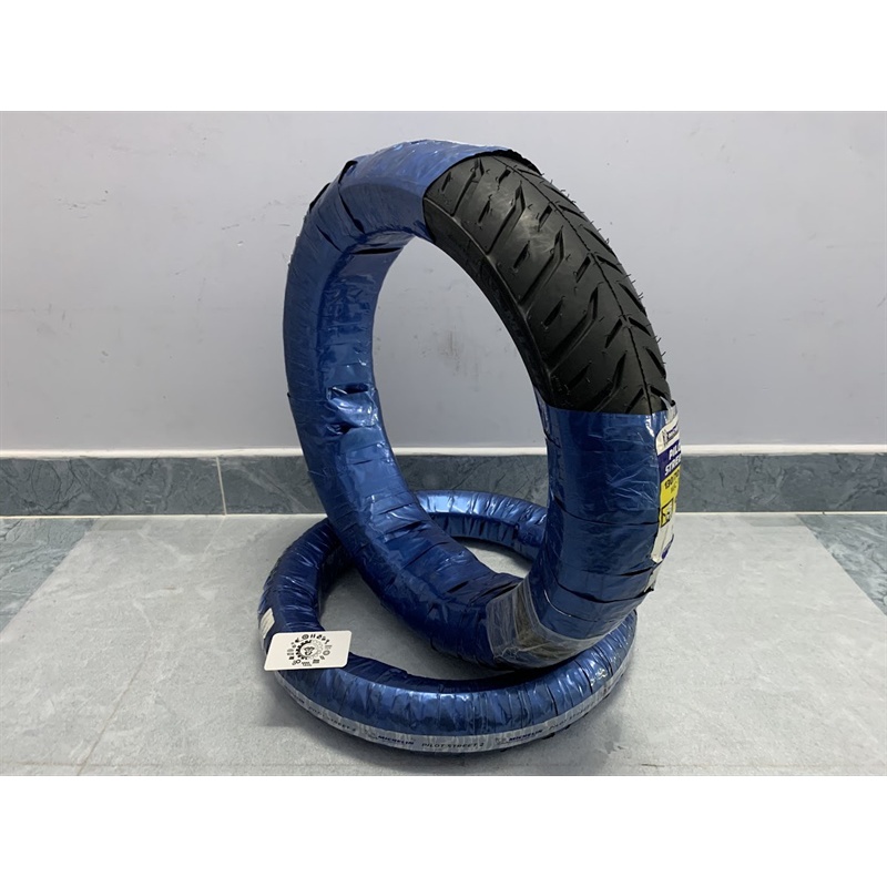 Vỏ lốp xe MICHELIN PILOT STREET 2 Không ruột size 14, 17 inch