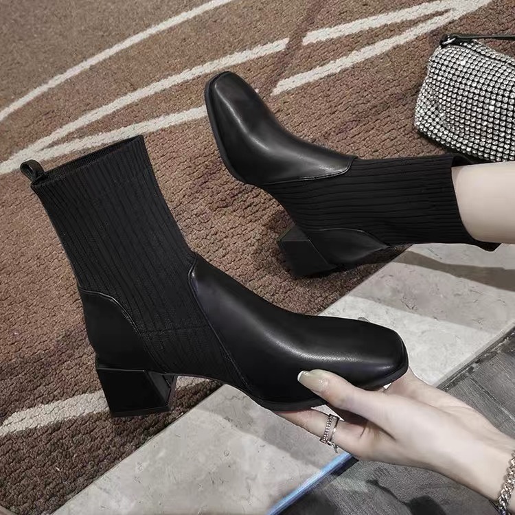 T04D - Giày boots nữ gót vuông 5 cm cổ len chun phối da lỳ sang chảnh, phù hợp đi làm, đi học, dạo phố | BigBuy360 - bigbuy360.vn