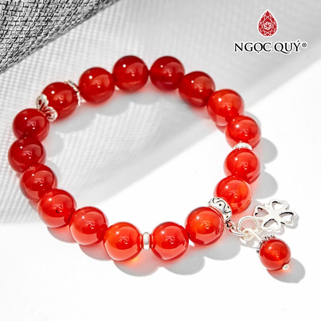 Vòng Tay Mã Não Đỏ Phối Charm Bạc - Ngọc Quý