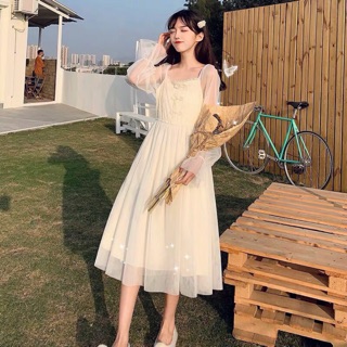 [Có sẵn/ Hình thật] Váy trắng công chúa tay bồng. Váy ren trắng cổ vuông dáng xoè