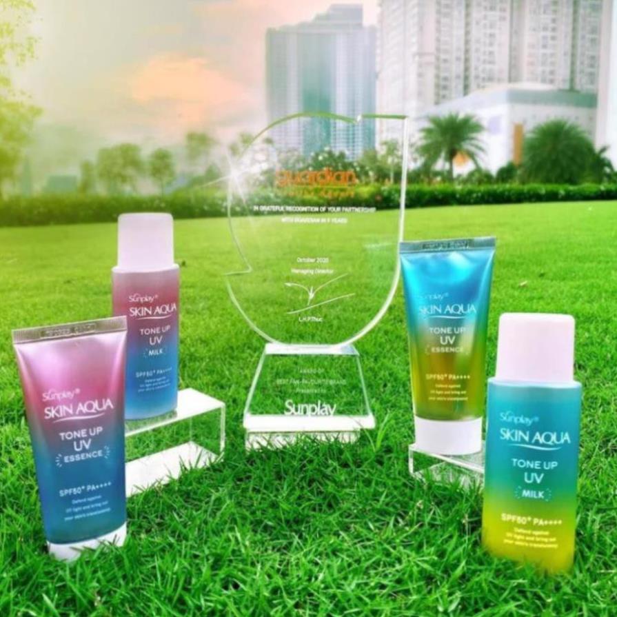 Kem chống nắng kiềm dầu nâng tông Sunplay Skin Aqua Tone Up UV Milk 50g | BigBuy360 - bigbuy360.vn