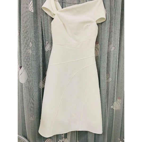 Váy lọ lem clothing size M