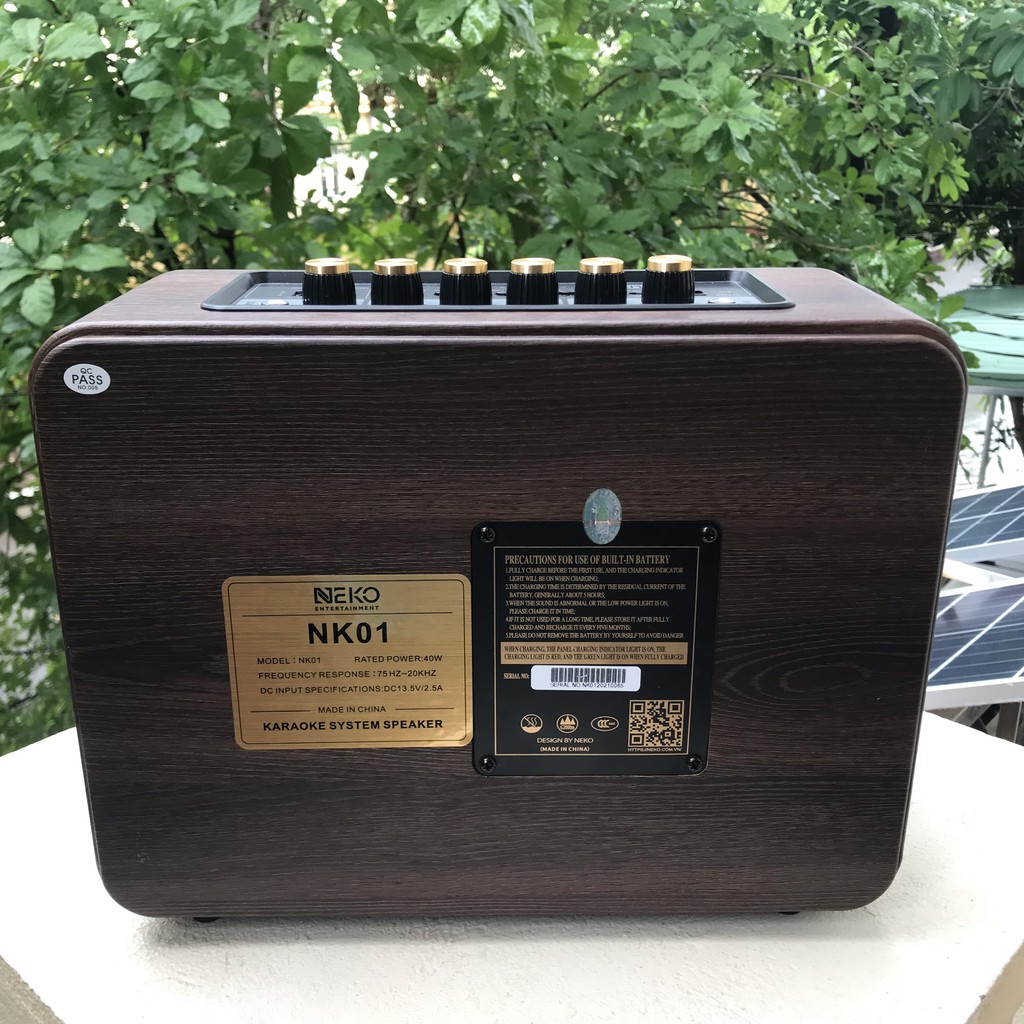 Loa hát Karaoke di động Neko NK01 có Bluetooth kèm 01 mic không dây - TẶNG PIN SẠC