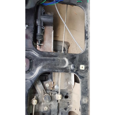 Khóa bửng sau ranger 2016>2022