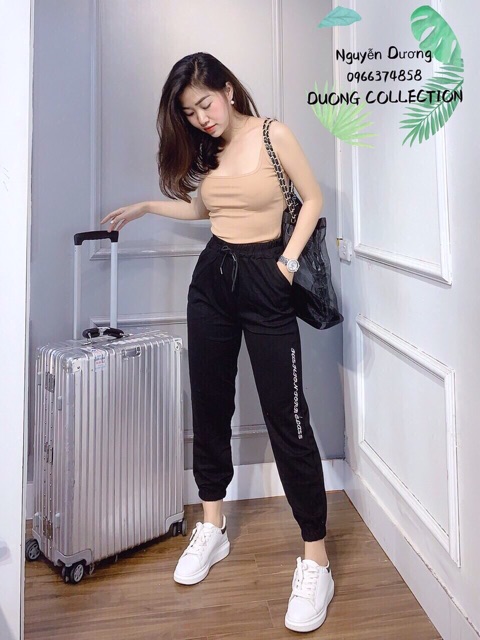 Áo 2 dây cổ vuông