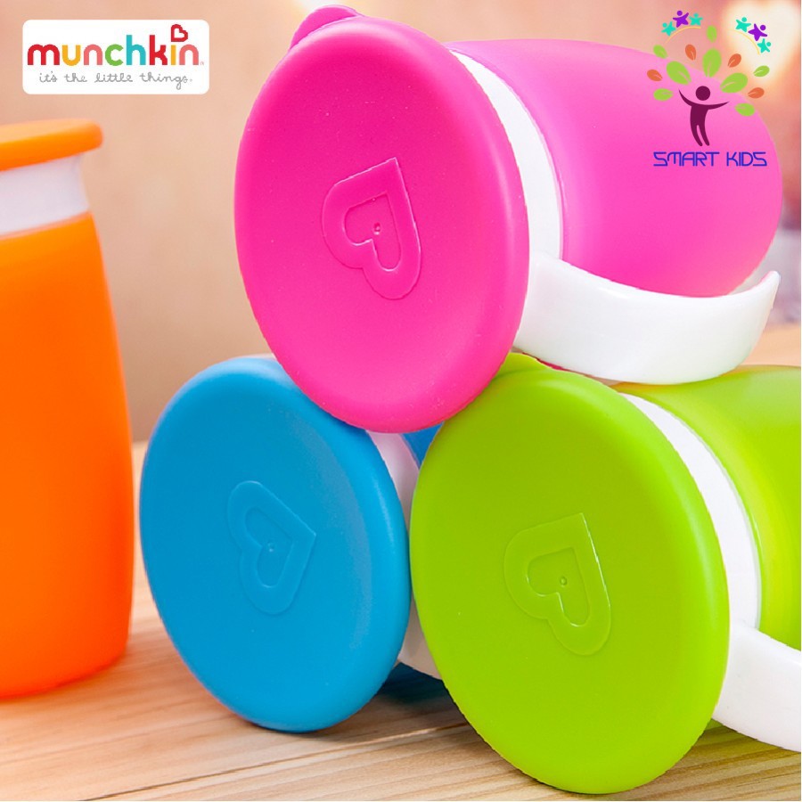 CỐC TẬP UỐNG 360 ĐỘ CHỐNG ĐỔ MUNCHKIN CÓ NẮP 207ML