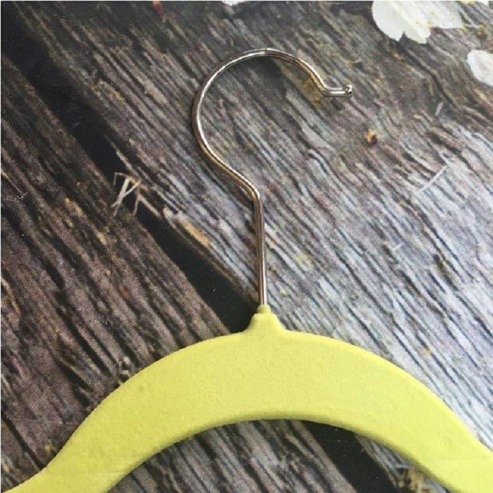 VERY HOT Set 5 Móc Treo Quần Áo bằng sắt bọc nhung bên ngoài