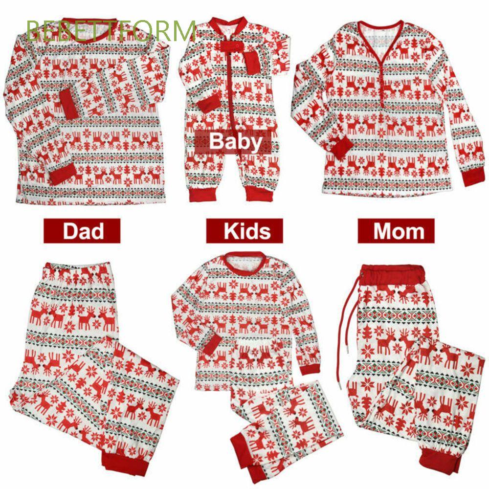 Bộ đồ ngủ in hình tuần lộc ông già noel cho mẹ và con gái