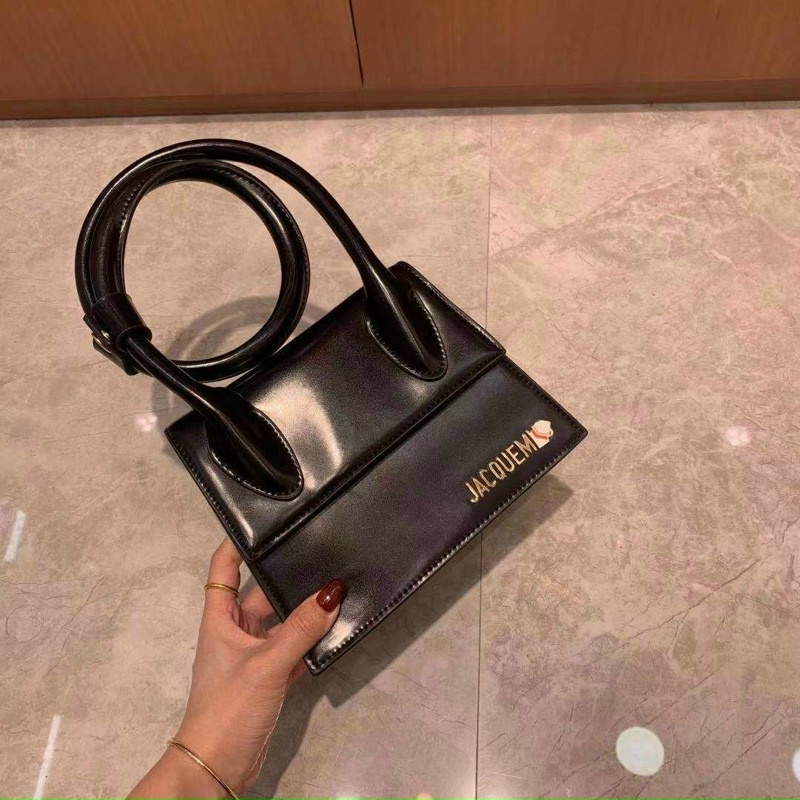 Túi xách Jacquemus quai xoắn thời trang Hàn Quốc cho nữ