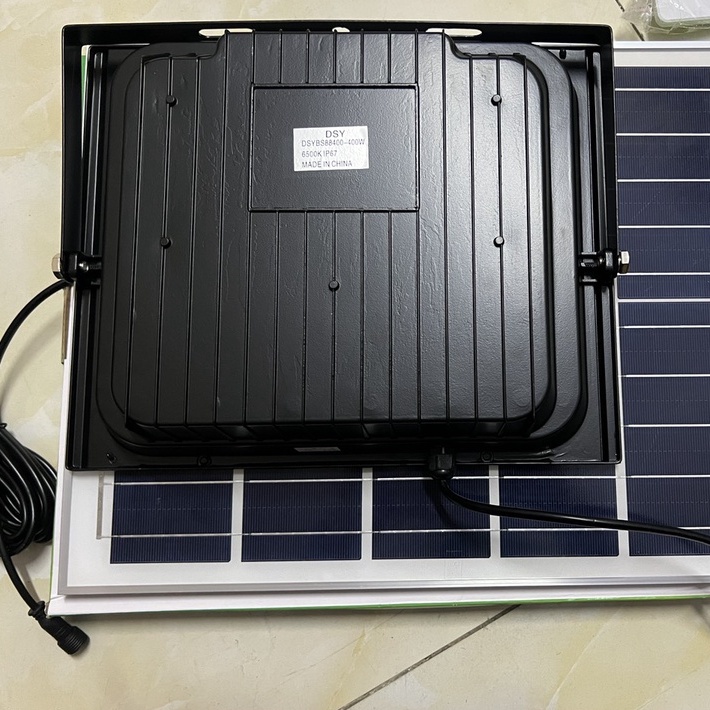 Đèn pha năng lượng nhôm đúc 100w 200w 400w 600w 800w, Đèn Pha NLMT IP67, Đèn năng lượng mặt trời siêu tốt