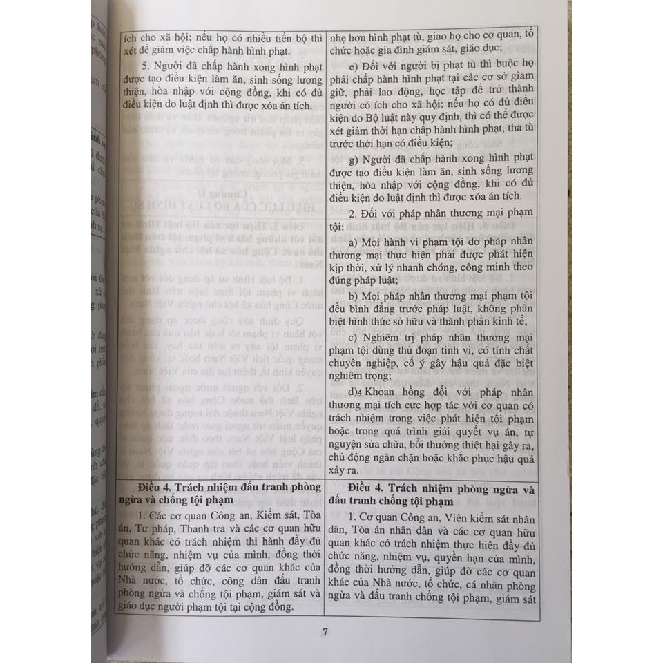 Sách - So sánh đối chiếu bộ luật hình sự 1999, 2015 và Bộ luật hình sự sửa đồi, bổ sung 2017 | BigBuy360 - bigbuy360.vn