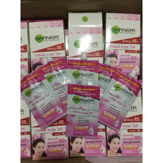 3 hộp kem trống nắng garnier. 1 hộp 6 gói