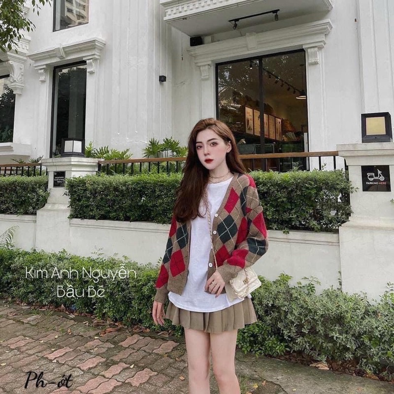 Set 3 chi tiết Cardigan trám mix áo thun chân váy xếp ly hàng hot Quảng Châu Lyn Closet S3301L