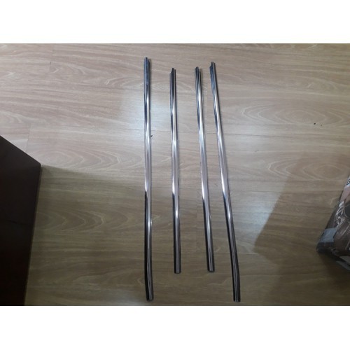 NẸP CHÂN KÍNH INOX FORTUNER 2008 2009 2010 2012 2015 VIỀN CHÂN KÍNH CỬA XE Ô TÔ