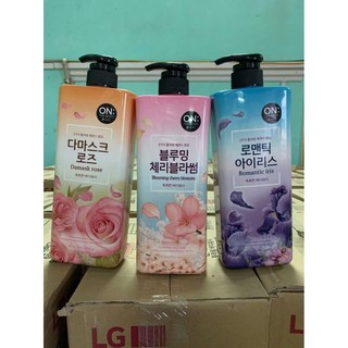SỮA TẮM NƯỚC HOA ON THE BODY HÀN QUỐC(900ML)