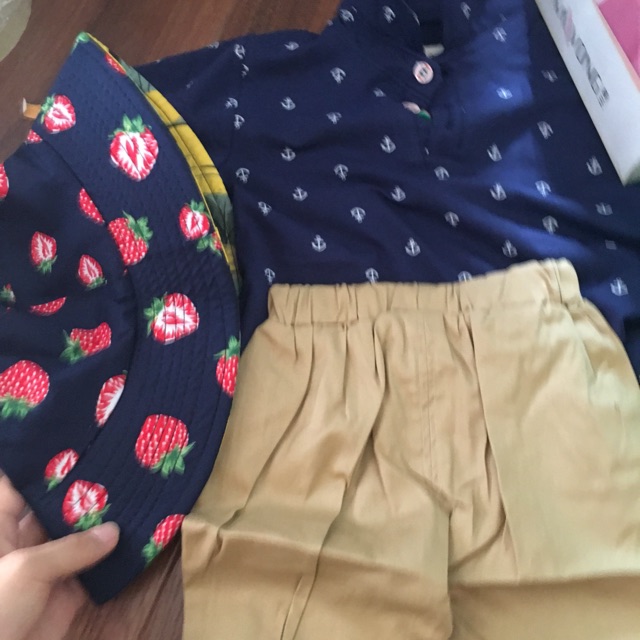 Combo áo và mũ cho bé