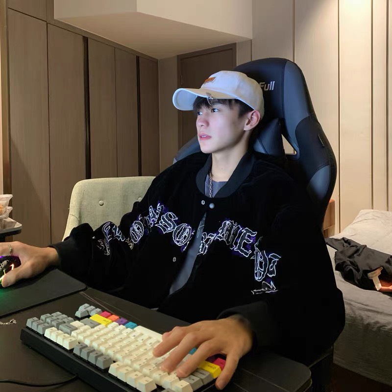 Áo Khoác Varsity Quảng Châu ngầu đét đây.