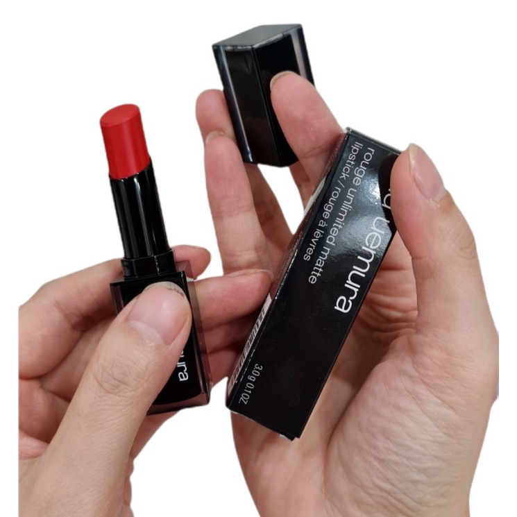 Son SHU UEMURA Màu 570 (ĐỎ CAM)