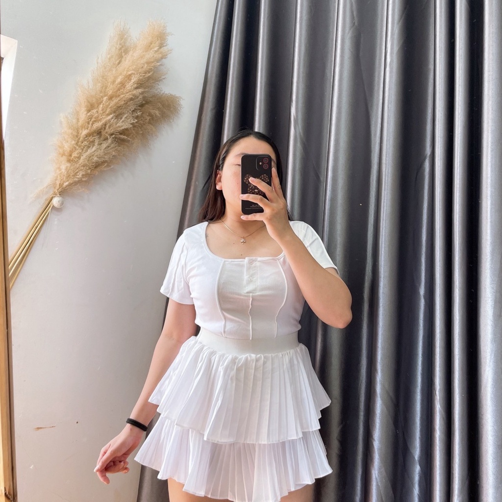 Áo Thun Nữ Bigsize, Tay Ngắn Nút Croptop Hack Dáng Che Bụng Lên Phom Cực Xinh  TNN