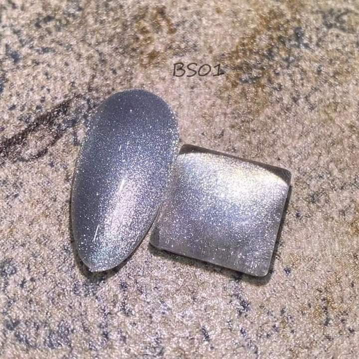 Mắt Mèo Kim Cương 9D Mẫu Hot Nhất Năm