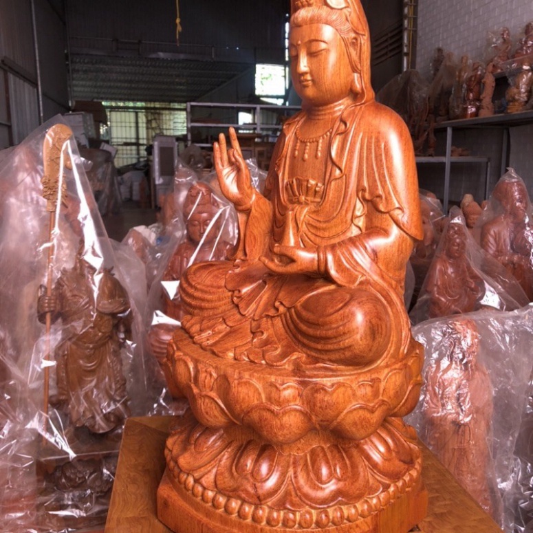 Tượng Phật bà quan âm Gỗ Hương Cao 50 Cm