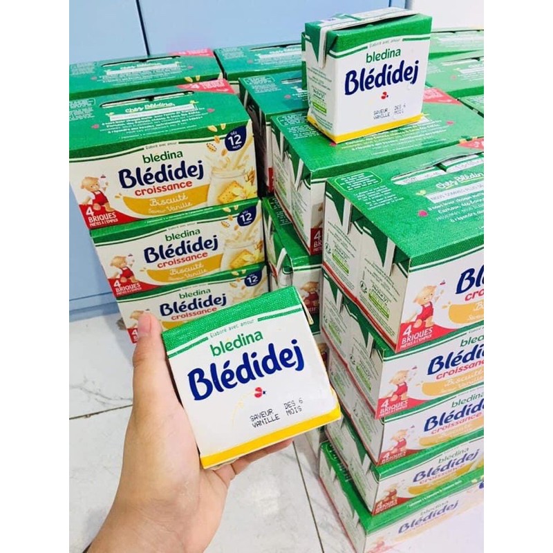 [11-12/2021] Sữa nước Bledina Pháp (250ml x 4 hộp)