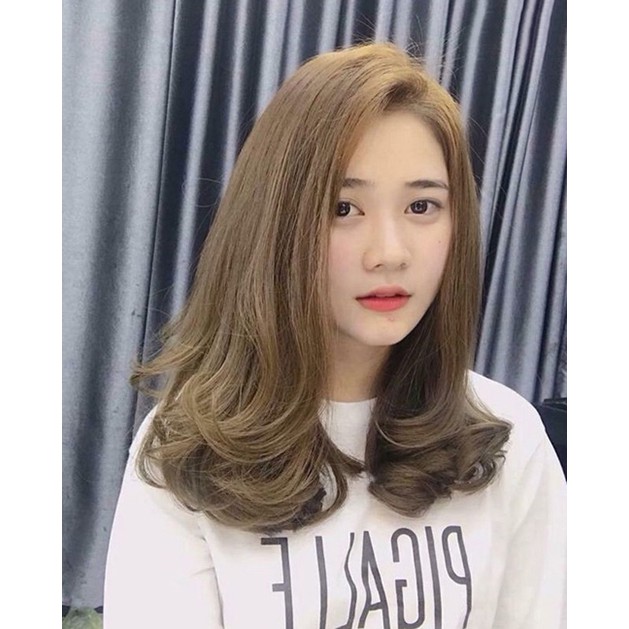 Nhuộm tóc nâu tây ánh vàng kèm oxi và gang tay nền từ level 3-4