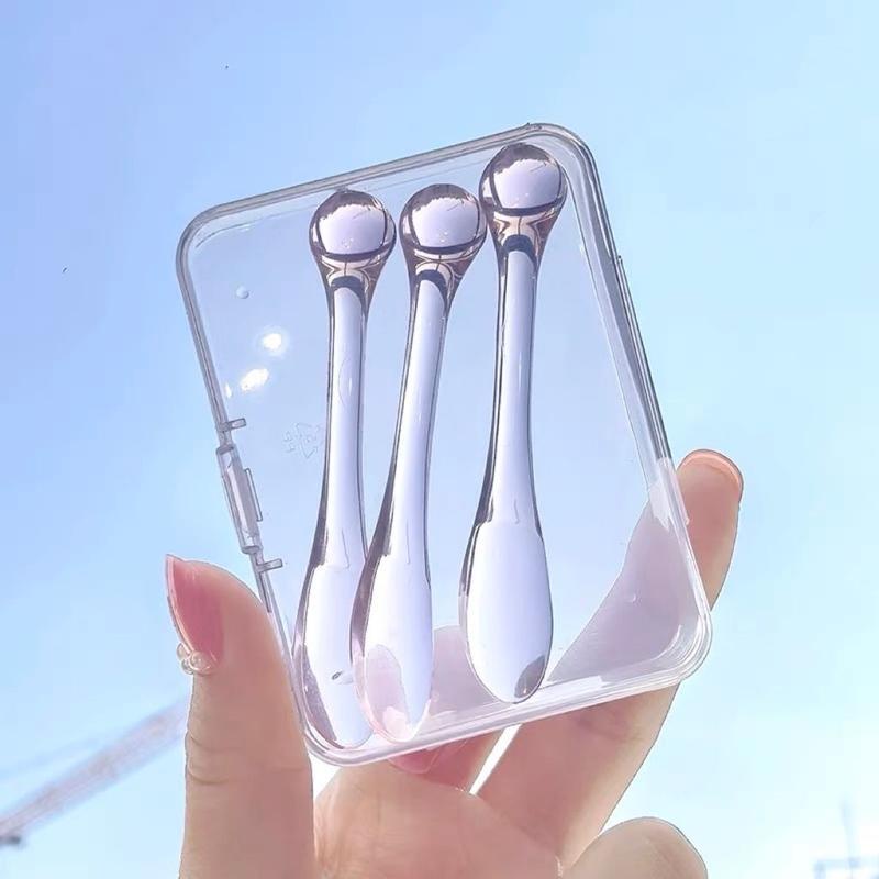 Que Khuấy Kem Mát Xa Mắt Chống Nếp Nhăn Tiện Dụng