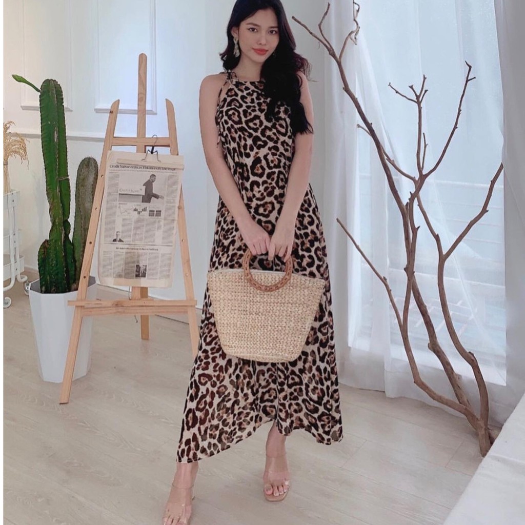 Đầm maxi beo cổ yếm | BigBuy360 - bigbuy360.vn