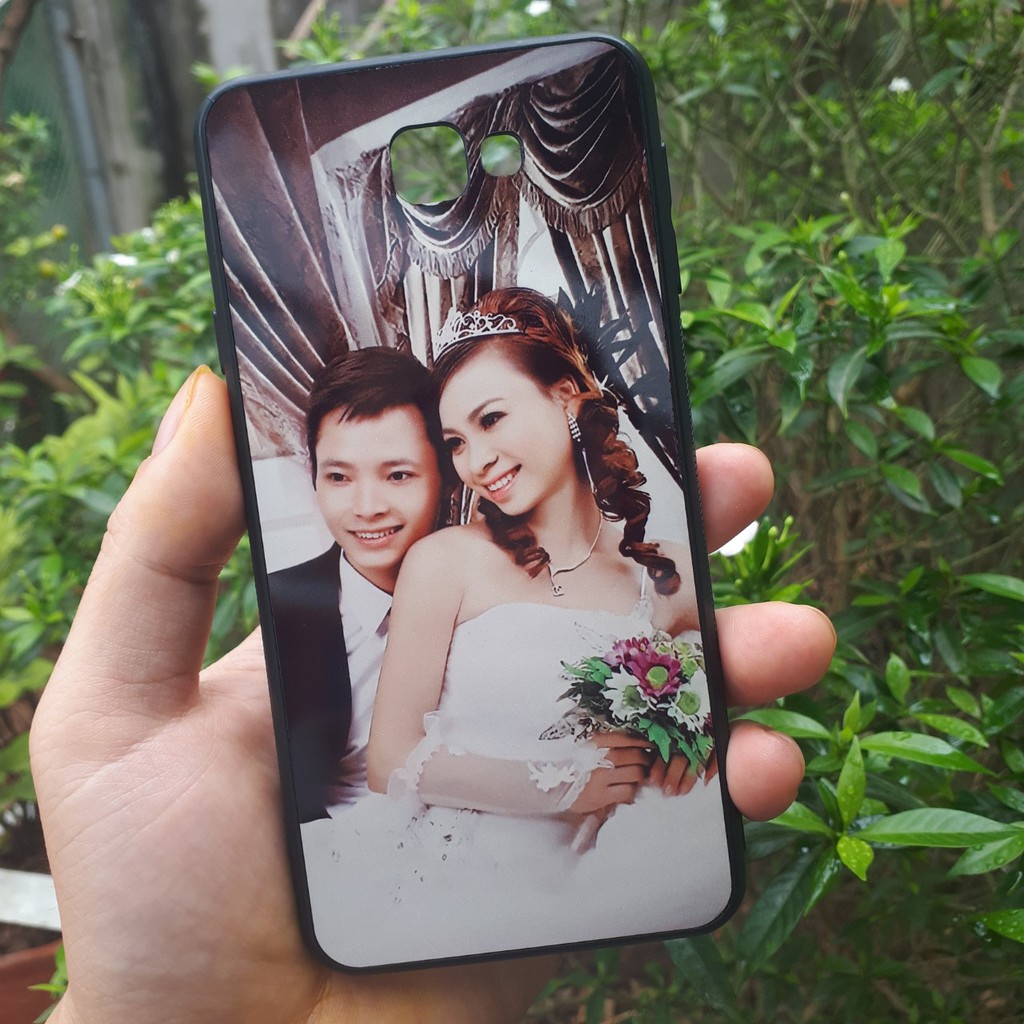 Ốp lưng điện thoại in hình theo yêu cầu mặt nhôm viền cao su đen