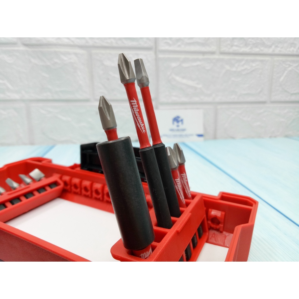 Bộ mũi vít 18 chi tiết Shockwave Milwaukee 48-32-4403