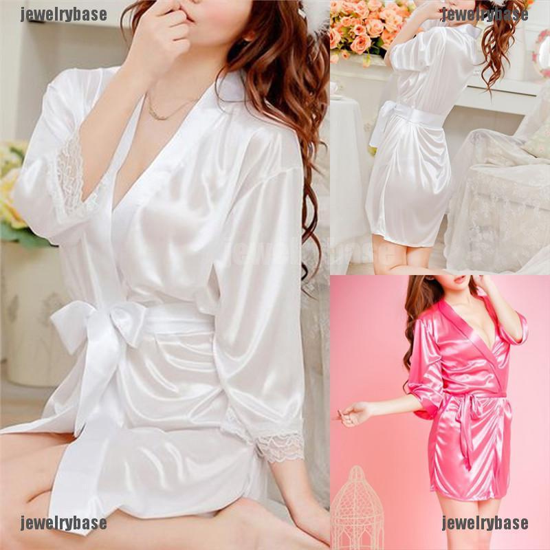 Set đồ ngủ vải satin phối ren quyến rũ nữ tính