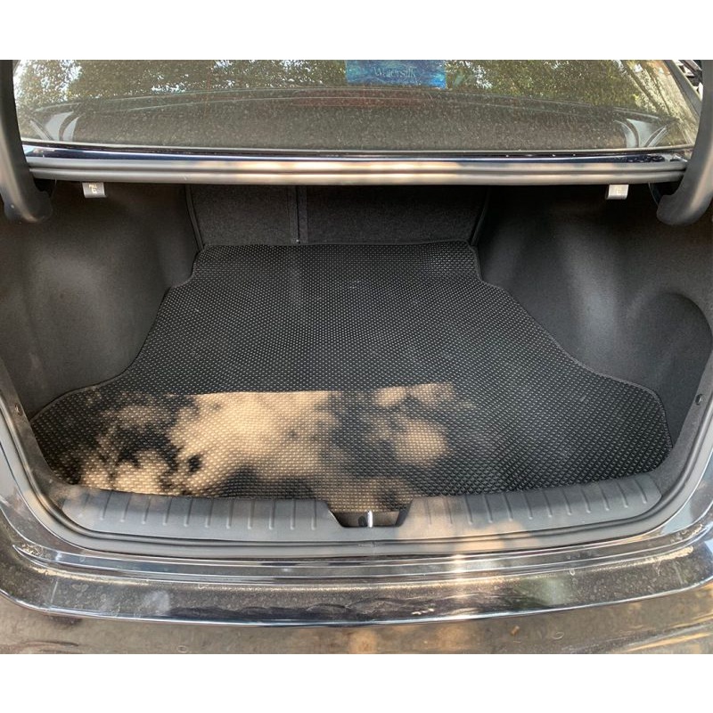 Thảm Lót Sàn Ô Tô KATA Cao Cấp Cho Xe Mitsubishi Attrage  - Không mùi, Không ẩm mốc, Dễ dàng vệ sinh