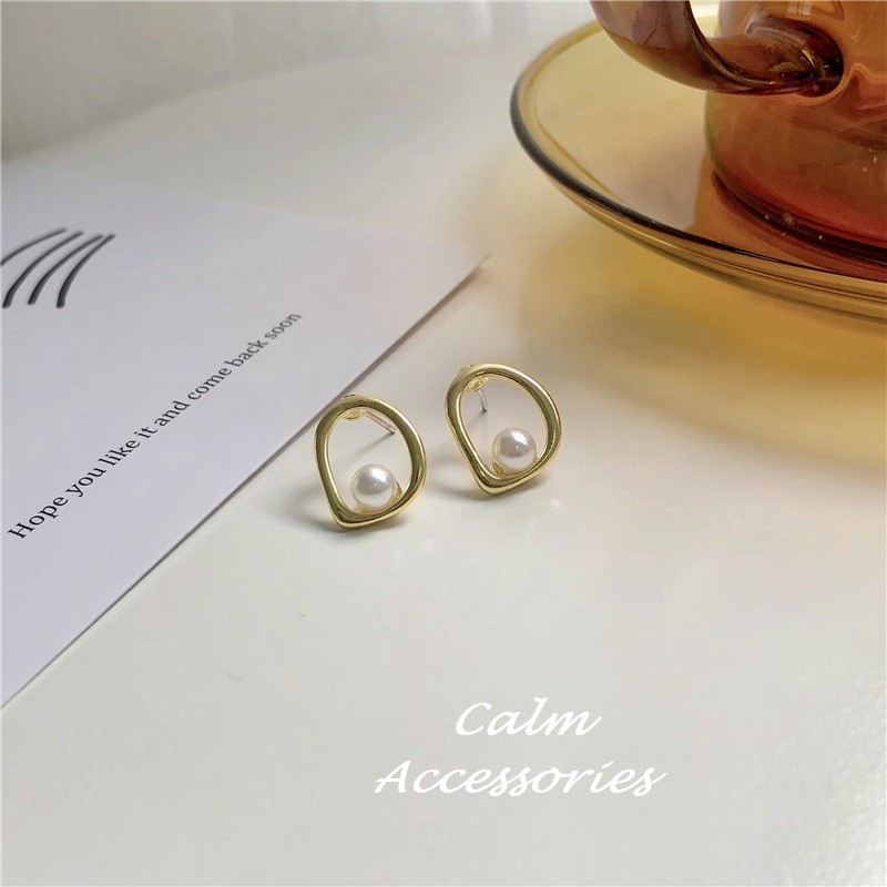 (HÀNG CHUẨN) Khuyên tai nữ Calm Accessories_Khuyên tai ngọc lưới đơn giản nhẹ nhàng nữ tính