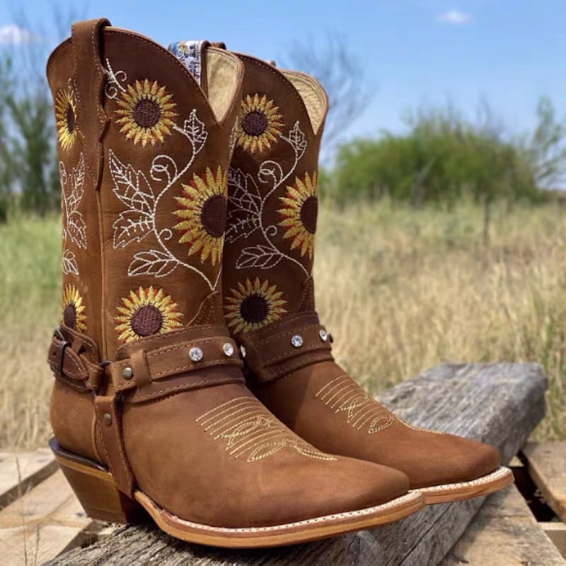 Giày boot da đế cao harness boot hoạ tiết Sunflower martin