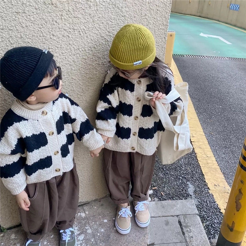 Áo khoác cardigan kẻ sọc xinh xắn thời trang dành cho bé