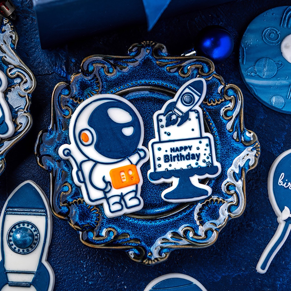 Khuôn Cắt Bánh Quy Trang Trí Hình Tên Lửa/Phi Hành Gia