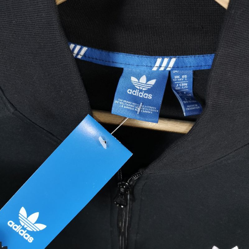 Áo Khoác Adidas Superstar Chính Hãng Thời Trang Năng Động