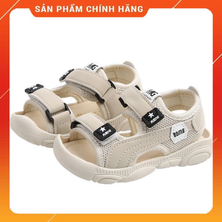 Sandal cho bé,giày cho bé trai,đế cao su non,thiết kế mũi giày cao chống vấp cho bé,full hộp hàng chính hãng loại 1