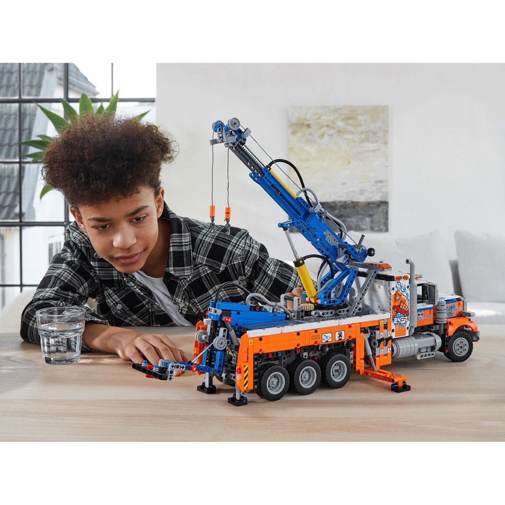 LEGO Technic 42128 Xe cứu hộ hạng nặng