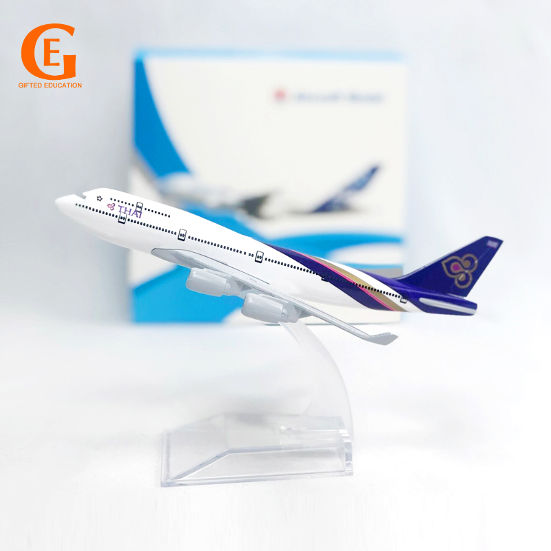 Mô hình máy bay Thái Boieng 747 B747 bằng hợp kim 16CM