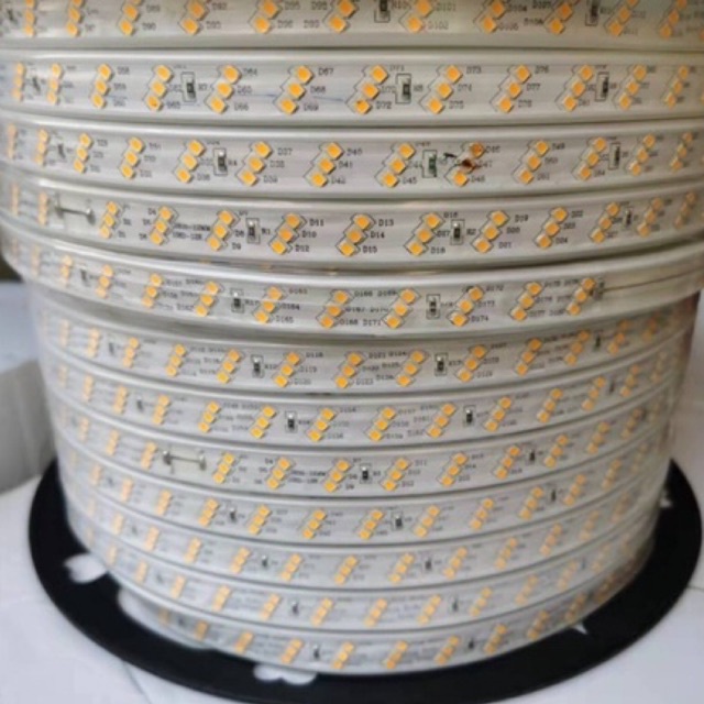 Dây Led 2835 180 bóng 3 hàng