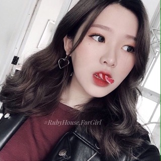 Khuyên tai hình trái tim